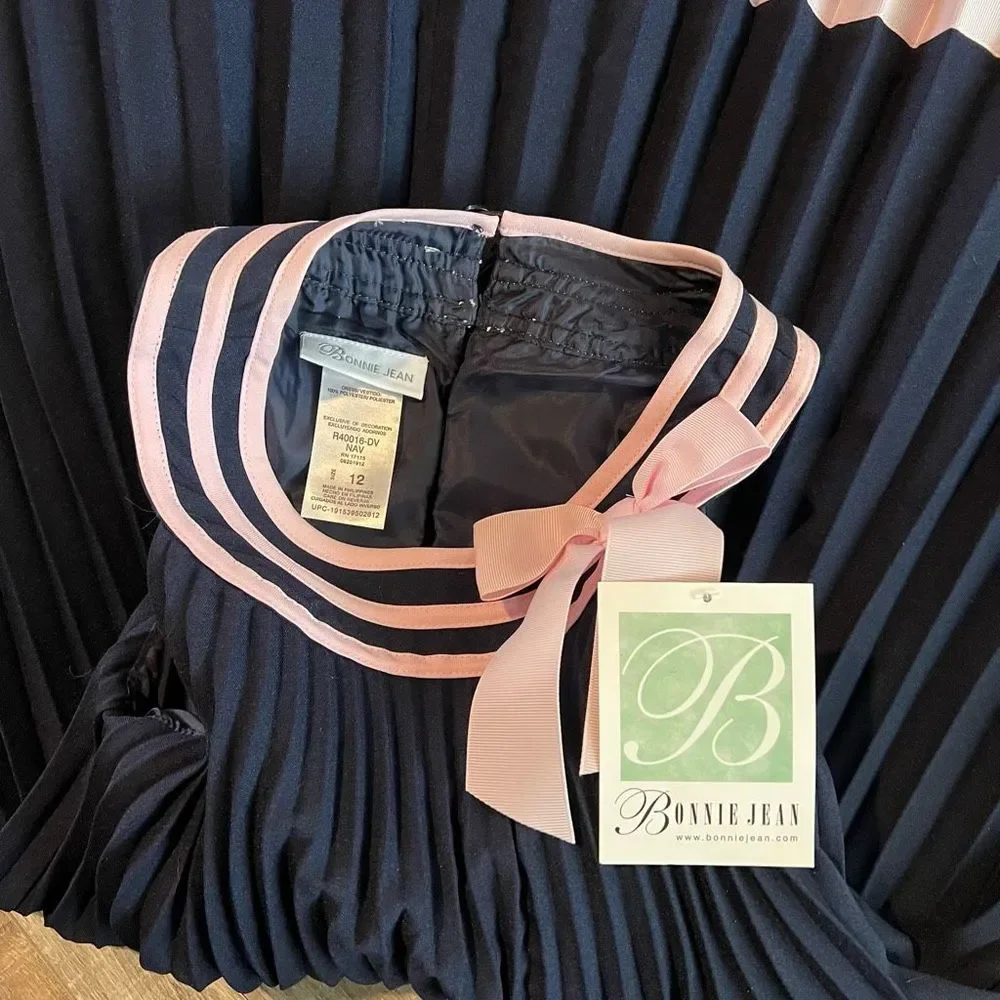 Bonnie Jean Girls Nautical Navy
Poly Poplin Pleated Nautical Dress size 12 - Picture 3 of 4